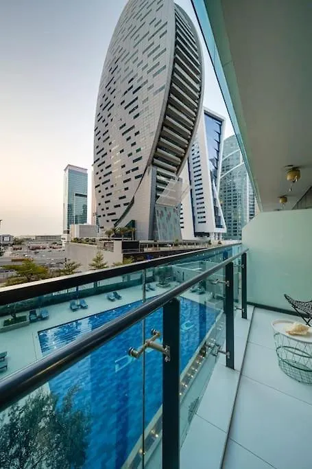 Chic 1Br Getaway- 4Min Walk To Business Bay Metro & 10Min To Burj Khalifa Apartment Dubai
