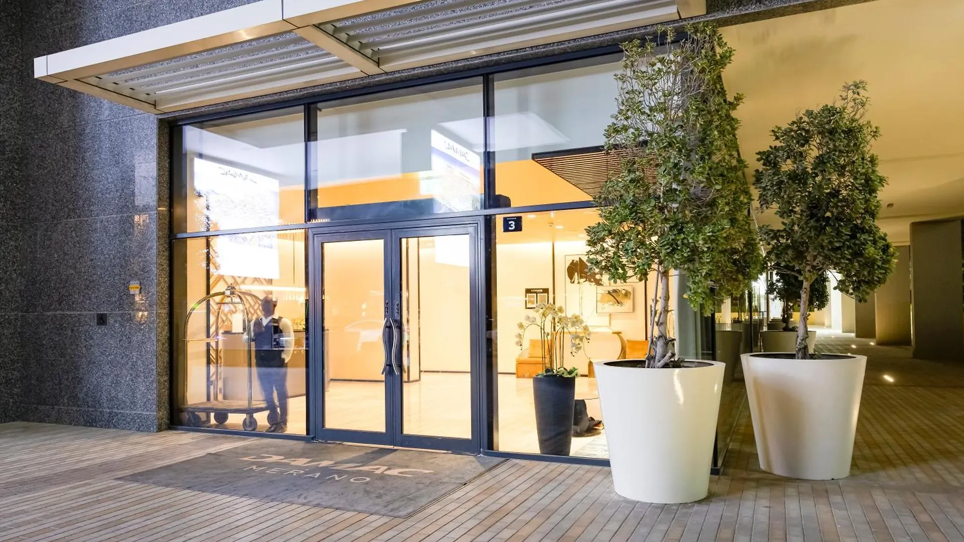 Chic 1Br Getaway- 4Min Walk To Business Bay Metro & 10Min To Burj Khalifa Apartment Dubai United Arab Emirates
