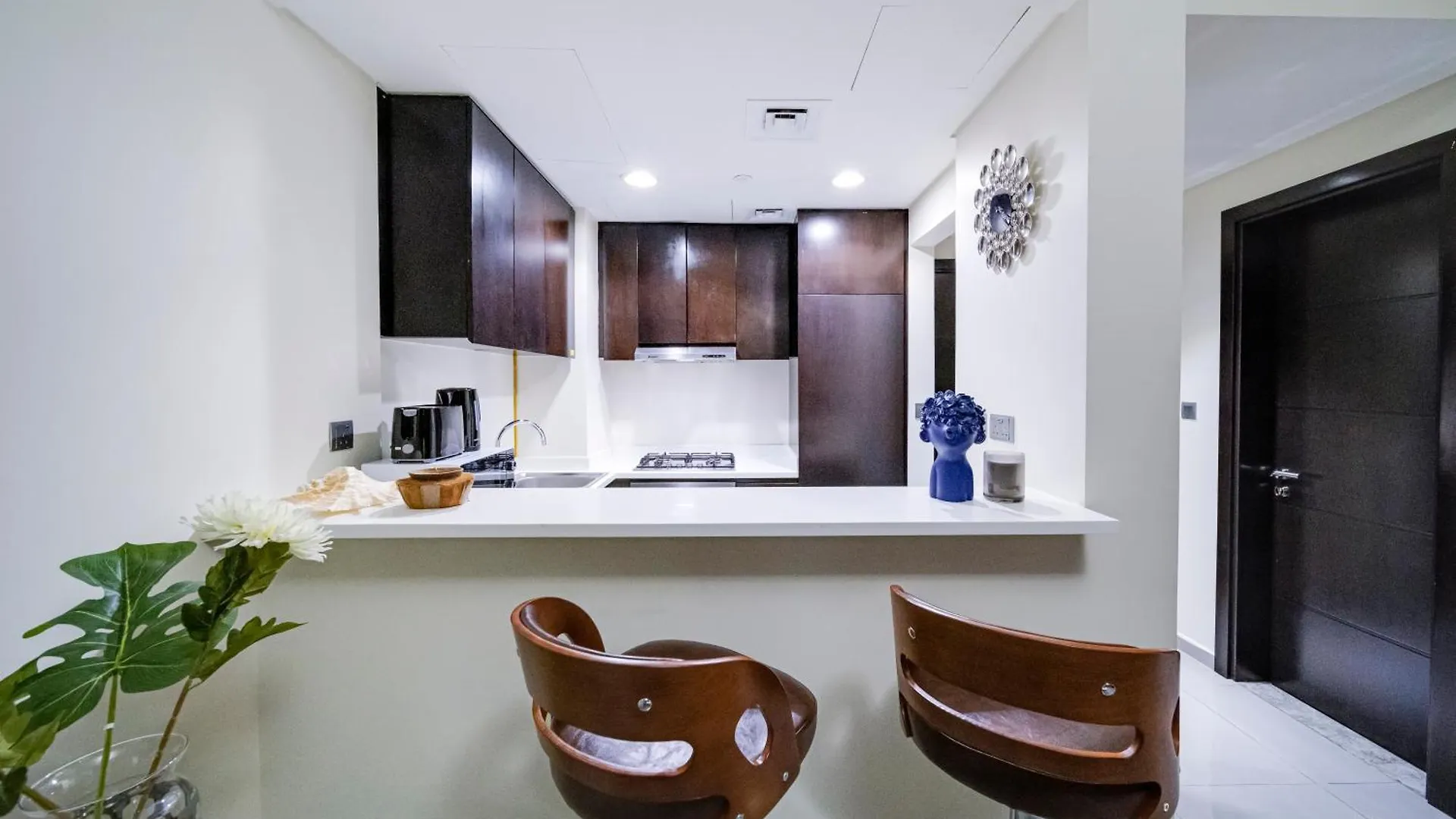 Chic 1Br Getaway- 4Min Walk To Business Bay Metro & 10Min To Burj Khalifa Apartment Dubai