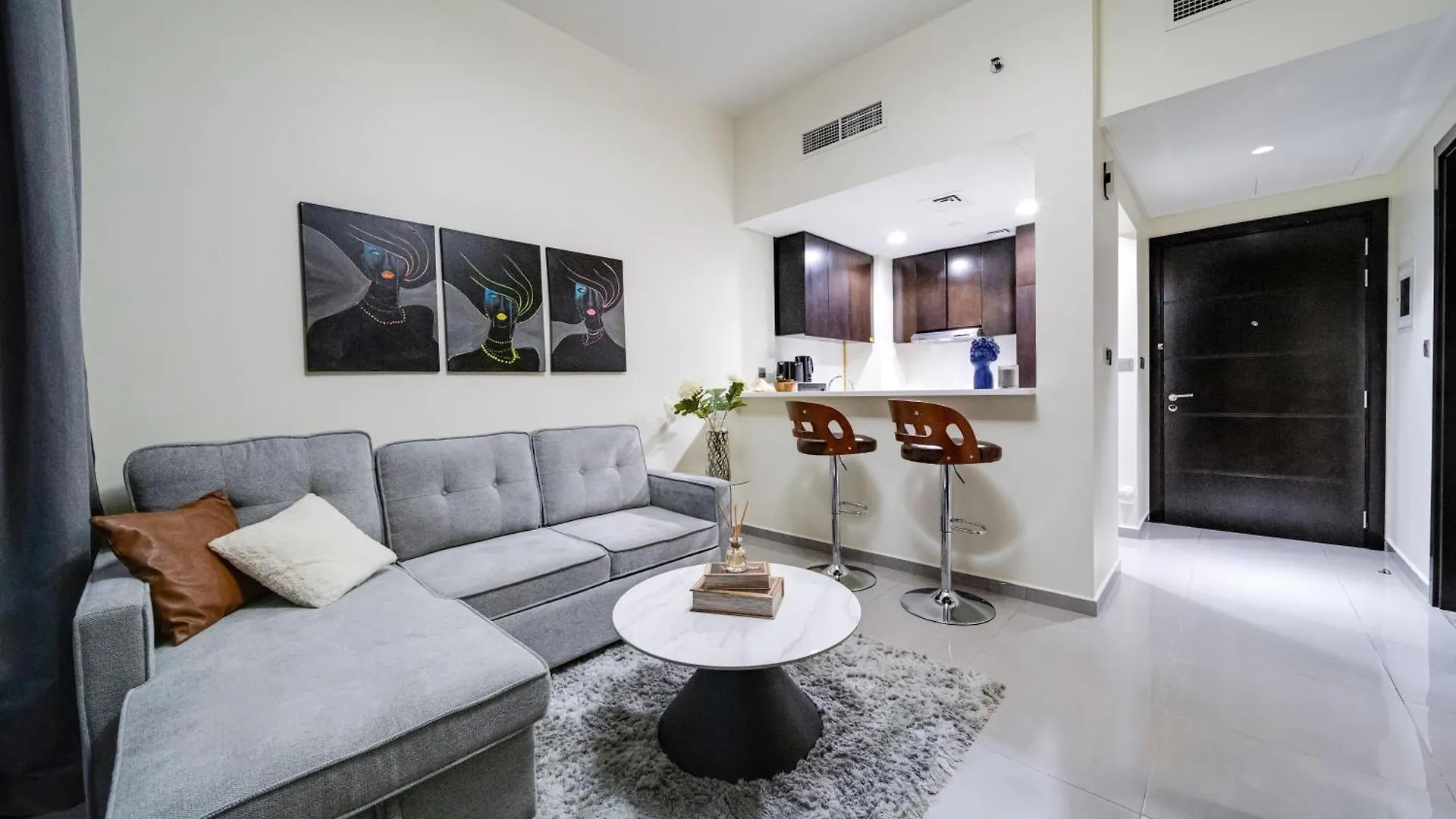 Chic 1Br Getaway- 4Min Walk To Business Bay Metro & 10Min To Burj Khalifa Apartment Dubai 0*,