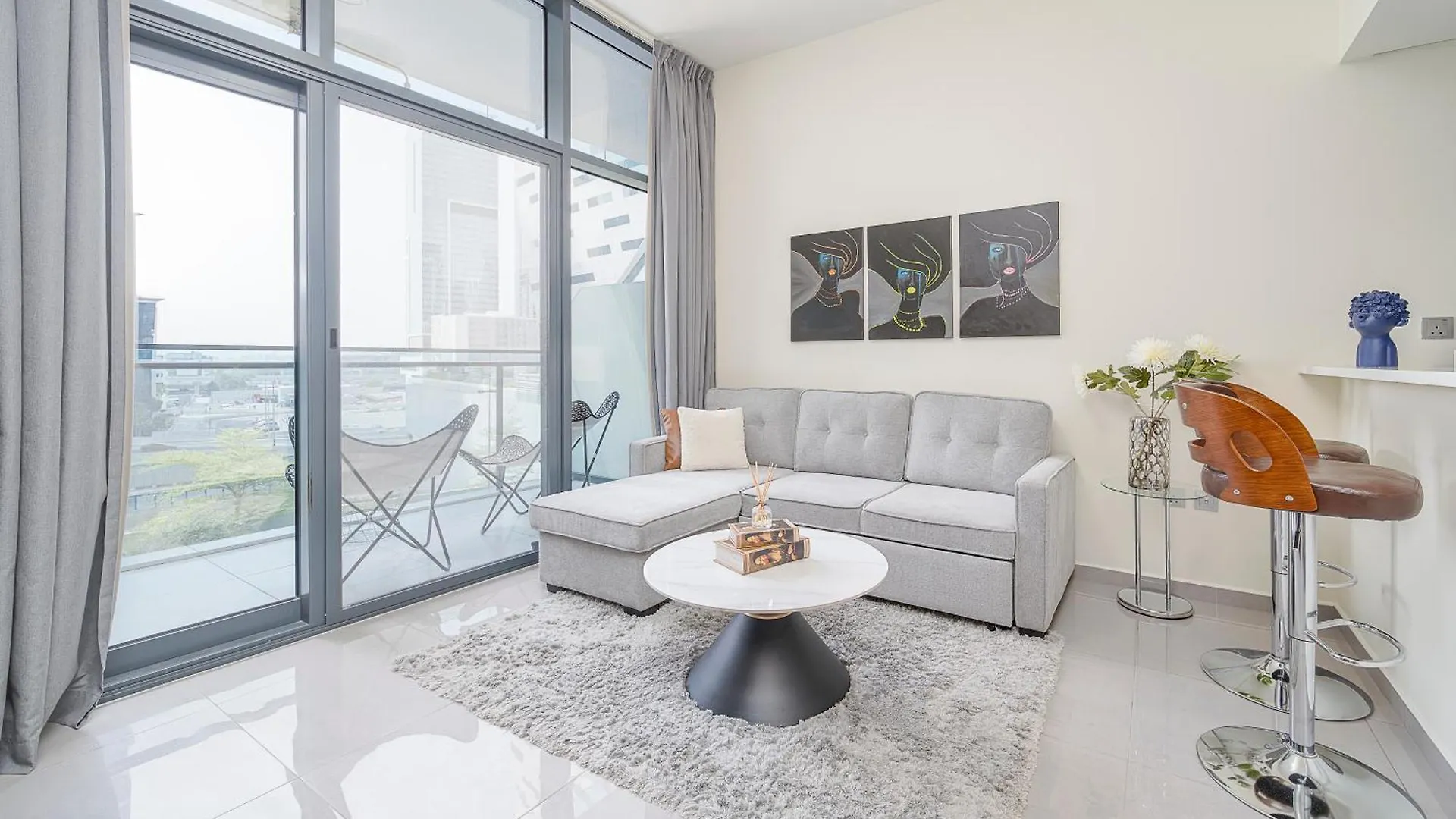 Chic 1Br Getaway- 4Min Walk To Business Bay Metro & 10Min To Burj Khalifa Apartment Dubai United Arab Emirates