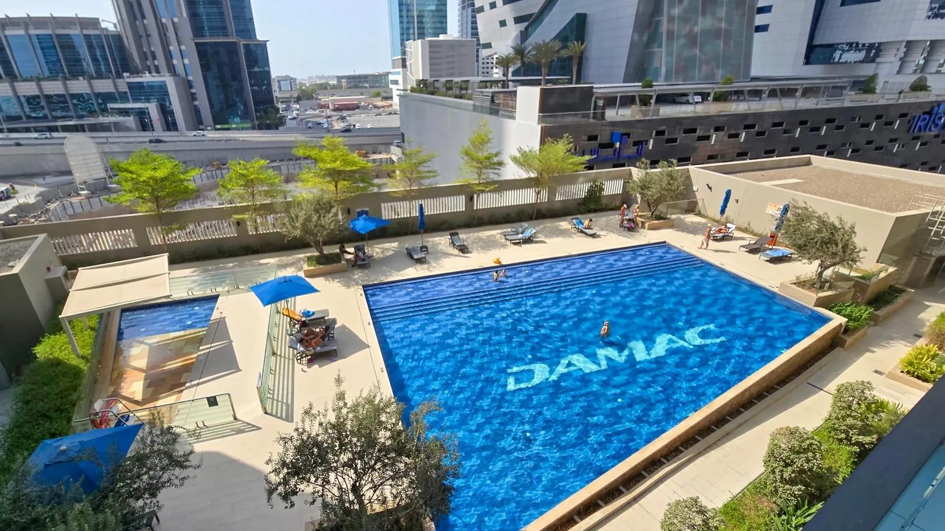 Chic 1Br Getaway- 4Min Walk To Business Bay Metro & 10Min To Burj Khalifa Apartment Dubai